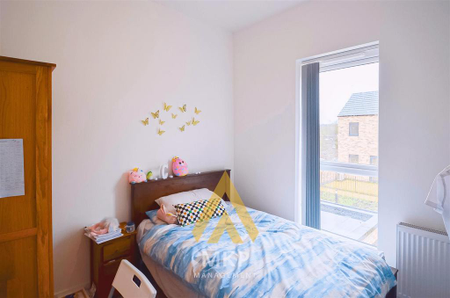 3 bedroom terraced house to rent - Photo 2