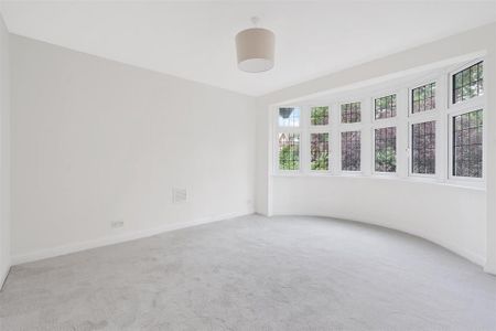 5 bedroom detached house to rent - Photo 3