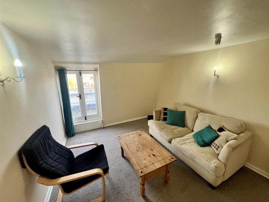 1 bedroom flat to rent - Photo 1