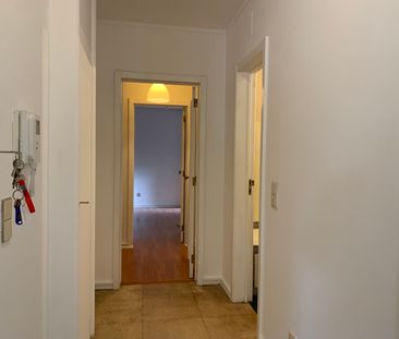 Apartamento T2 sem móveis inserido em condomínio em S. João Estoril - Photo 4