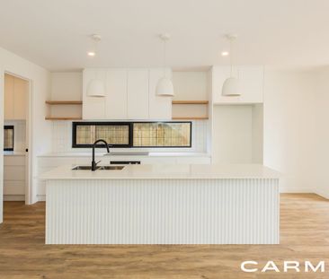 Coastal Luxury - Photo 5