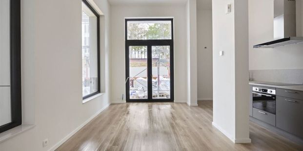 Appartement te huur in Sint-Lambrechts-Woluwe voor € 1.200 met 1 slaapkamer - Photo 1