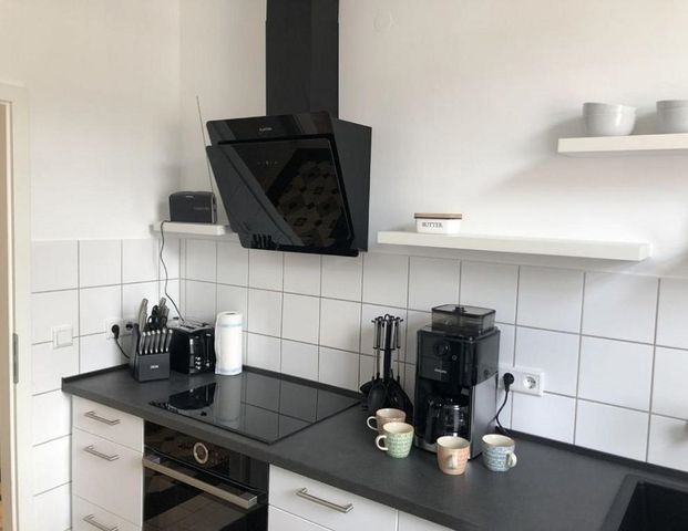 Möblierte Luxuswohnung in bevorzugter Lage von Rüttenscheid - Foto 1