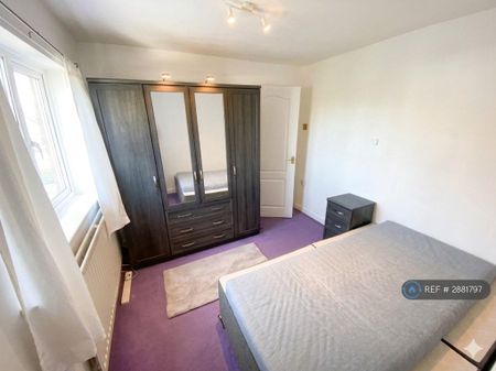 2 bedroom terraced house to rent - Photo 3