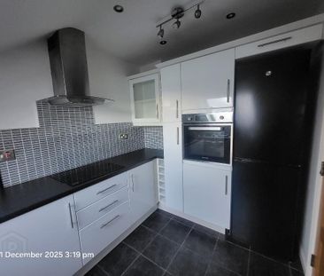 11 Quay Court, Scotch Quarter, Carrickfergus, BT38 7UP - Photo 5