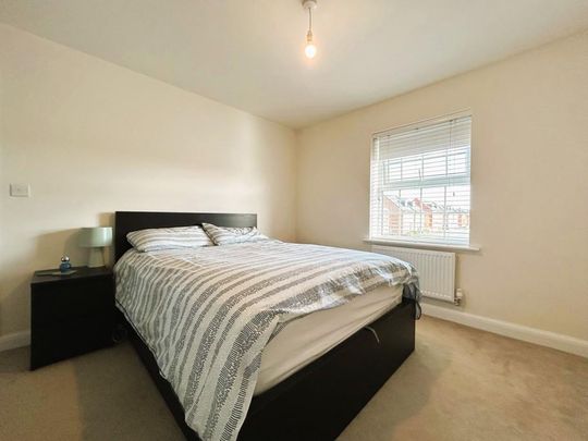 4 bedroom detached house to rent - Photo 1