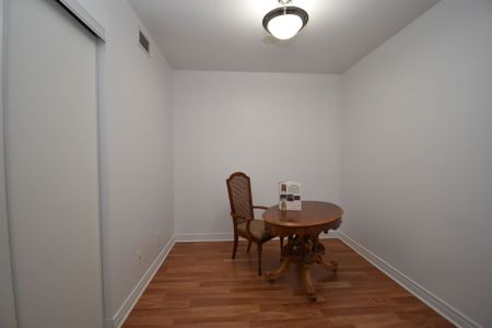 For Lease - 100 Promenade Circle Unit# 304, Vaughan, Ontario - Photo 4