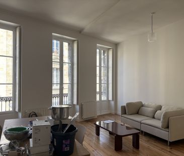 Location Appartement 3 pièces 70m² BORDEAUX 33300 - Photo 2