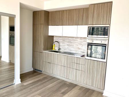 For Lease - 318 Richmond Street Unit# 3005, Toronto, Ontario - Photo 5