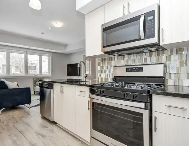 18 McArthur | 18 McArthur Ave, Ottawa - Photo 1