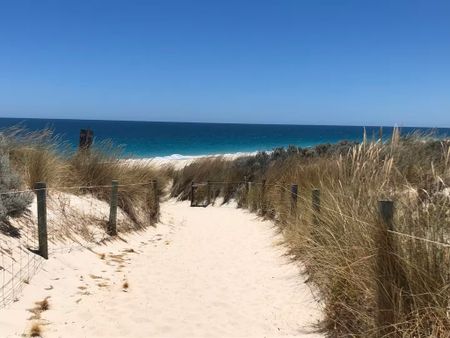 1 Branksome Gardens, City Beach WA 6015 - Photo 4