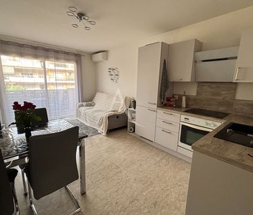 Location Appartement 3 pièces 53m² NICE 06100 - Photo 3