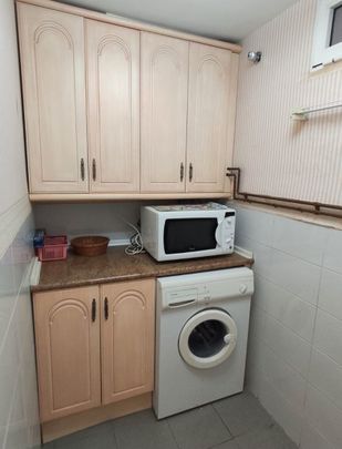 Piso de alquiler en Playa Poniente - Photo 1