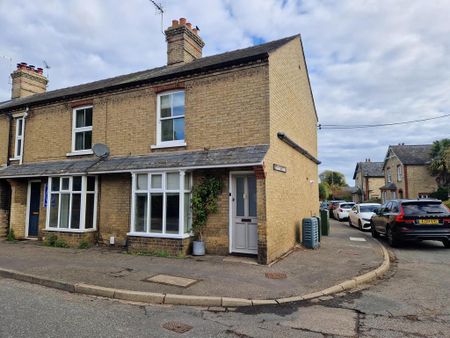 3 bedroom semi-detached house to rent - Photo 4