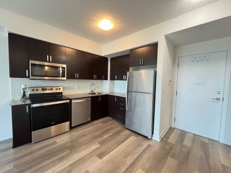 For Lease - 1603 Eglinton Avenue Unit# 902, Toronto, Ontario - Photo 4