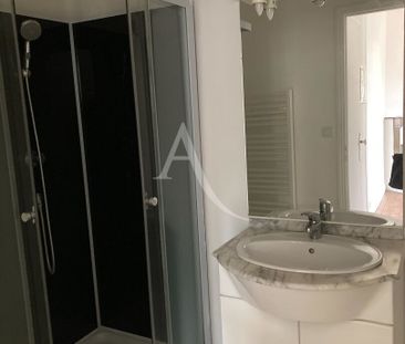 Location Appartement 2 pièces 41m² FONTENAY LE COMTE 85200 - Photo 4