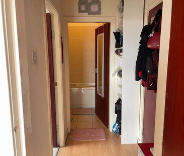 Studio Flat, Moss Lane East, M14 - Photo 1