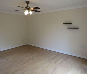 4 bedroom terraced house to rent - Photo 5