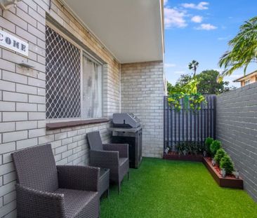 SPOTLESS AIRCONDITIONED TOWNHOUSE UNIT - Photo 6