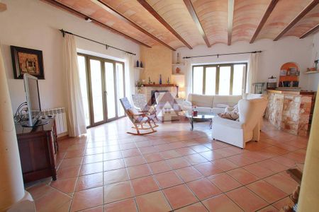 5 room luxury Farmhouse for rent in Portocolom, Spain - Photo 2