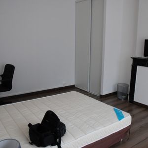 FAUBOURG DE BETHUNE Roommate 4 Bedrooms at Douai - Photo 2