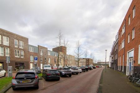 Te huur: Appartement Beneluxlaan in Almere - Photo 4