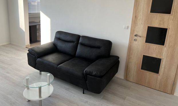 Prenájom 1-izb. bytu v Piešťanoch - Fotografia 1