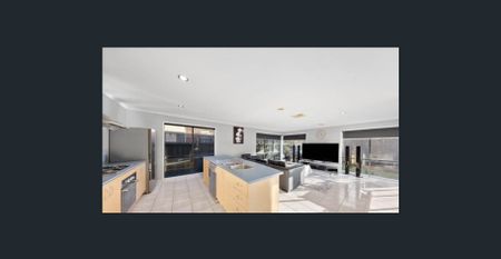 Please ensure you register for the open for inspection in case there are changes - Photo 3