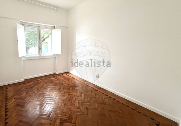 Apartamento em Estrada de Benfica, São Domingos de Benfica - Photo 1