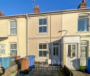 3 bedroom terraced house to rent - Photo 6