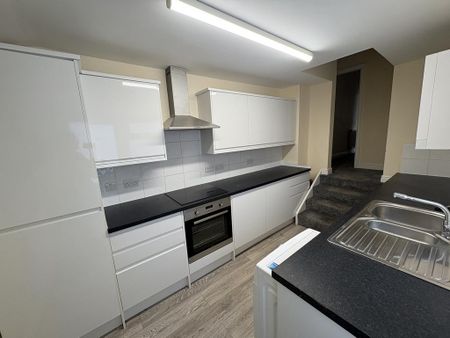 1 bedroom flat to rent - Photo 3