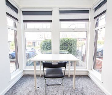 B Headingley Mount, Headingley, Leeds - Photo 1