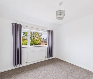 3 bedroom semi-detached house to rent - Photo 6