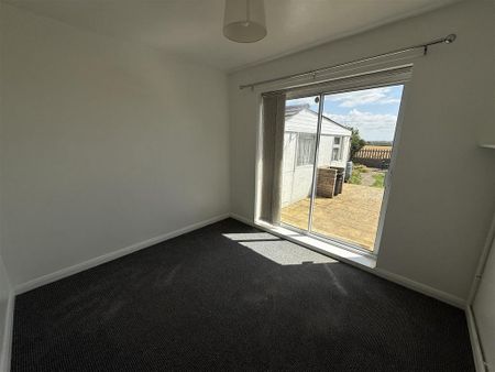 2 bedroom bungalow to rent - Photo 4