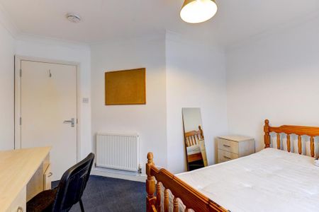 9 bedroom house to rent - Photo 4