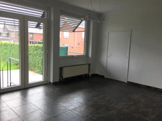 Verzorgde woning met grote tuin te huur nabij Kortrijk - Photo 1