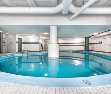 Deluxe Balcony Room - McGill Ghetto - Photo 3