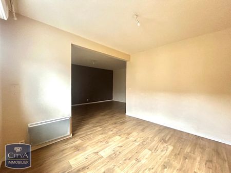 Location Appartement 4 pièces 80m² REIMS 51100 - Photo 2