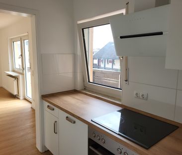 Renovierte 3 Zimmerwohnung mit schicker Einbauküche in zentraler La... - Photo 1