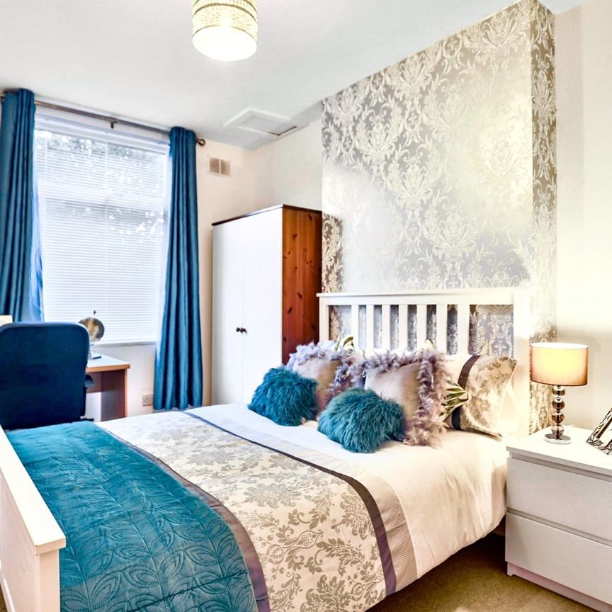 6 Bed Terraced House, St. Stephens Road, LE2 - Photo 1