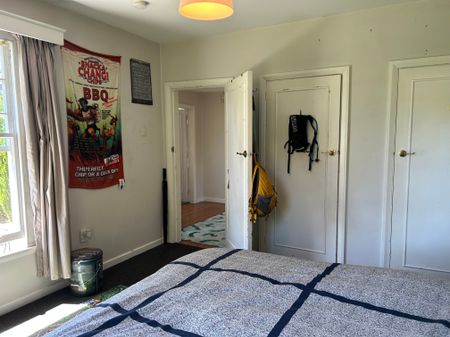 Student Accommodation Available - Photo 3