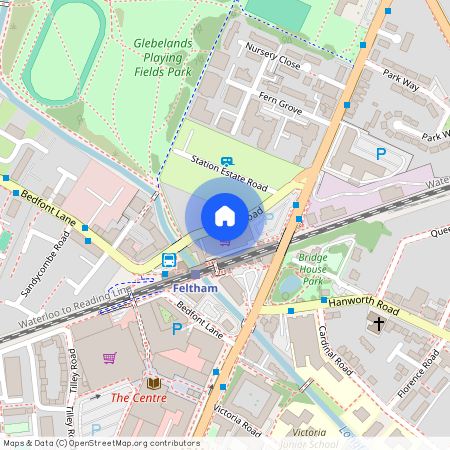 New Road Triangle, Feltham, TW14