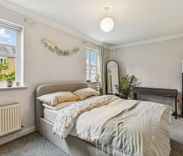 4 bedroom terraced house to rent - Photo 4