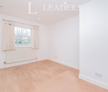 1 bedroom apartment to rent Marine Parade, Lowestoft, Suffolk, NR33 - Photo 4