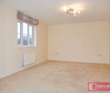 £875 PCM - Photo 4