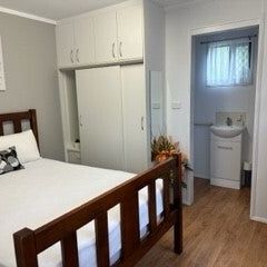 Shailer Park - Photo 2