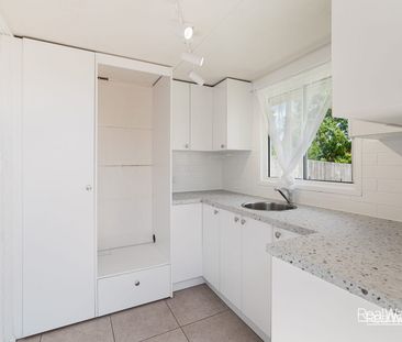 30 Kelly Street, Harlaxton, Qld 4350 - Photo 6