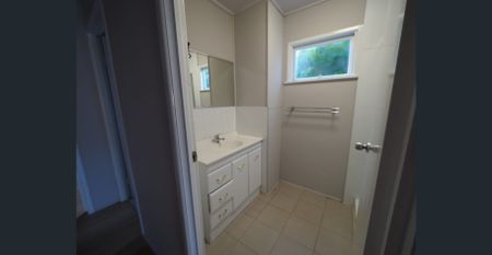 Surfers, 3 Bedroom - Photo 5