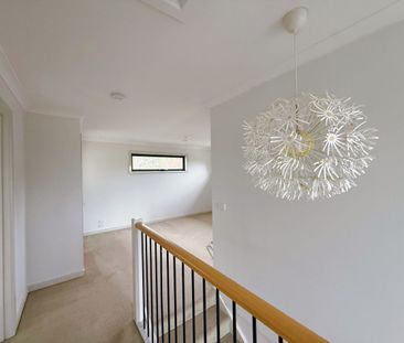 Family Home! - Photo 6