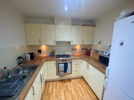 1 Bed Flat, Newport Avenue, E14 - Photo 4